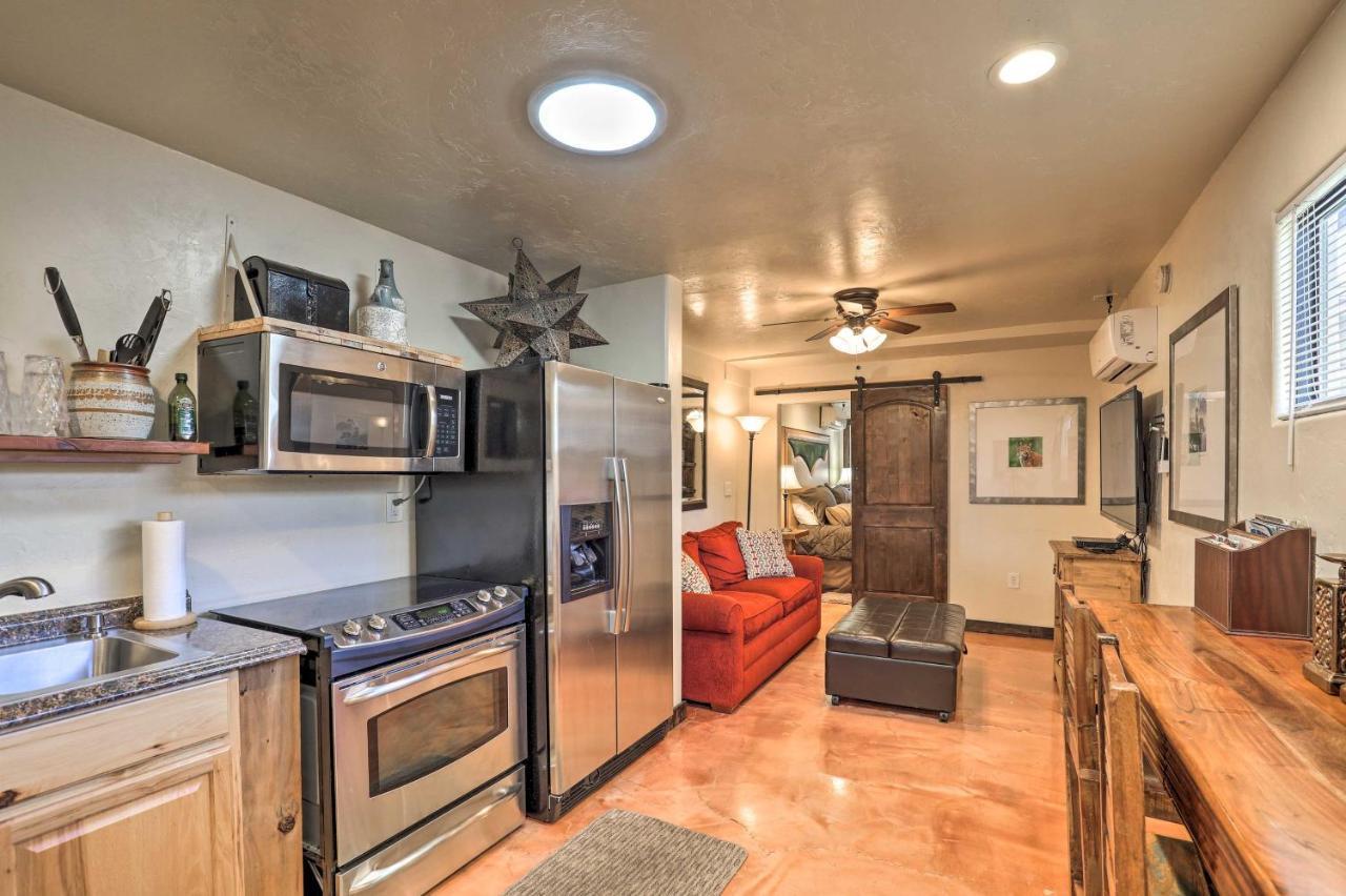 Pet-Friendly Tucson Casita Shared Hot Tub And Porch Villa Eksteriør billede